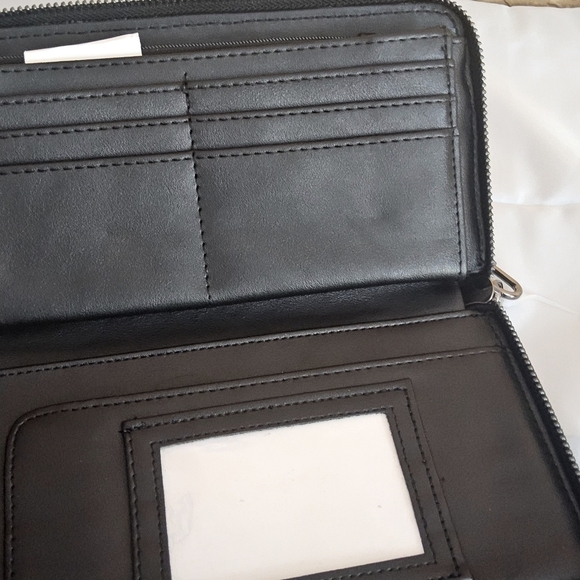 Betsey Johnson Black Embossed COWBOY SKULL Wristlet - Picture 5 of 5